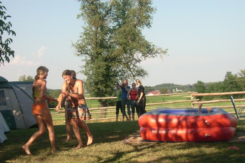 zelten_hoiß_07.2006 005